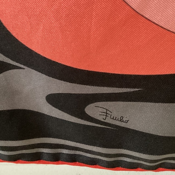 Emilio Pucci Large 100% Silk Square Scarf Abstract Pattern Box Included Gorgeous - Picture 5 of 11